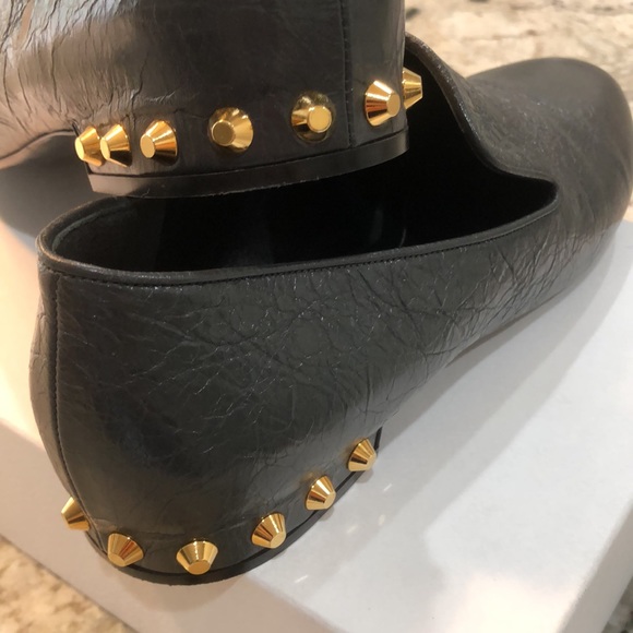 BALENCIAGA
Gris Fossile Leather Studded Loafers - Picture 8 of 11